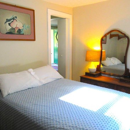 Mcgregor Inn Motel Wilton Екстер'єр фото